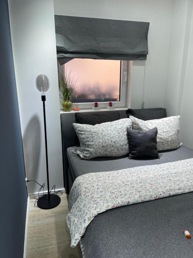 Ferienwohnung Am Traveufer Любек Экстерьер фото