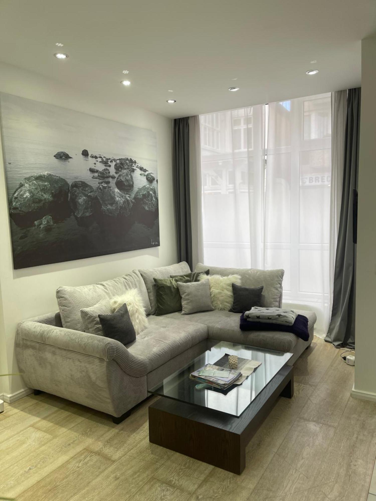 Ferienwohnung Am Traveufer Любек Экстерьер фото